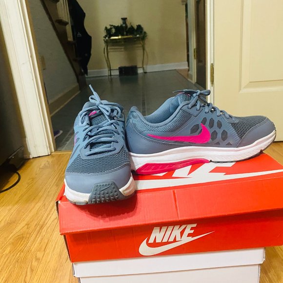 David's Bridal  pumps, Sequin dress, Bulova Watch, Ralph Lauren Dress, Nike - Picture 8 of 16